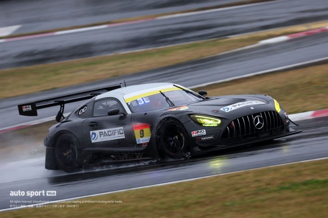 2023スーパーGT富士公式テスト　PACIFIC ぶいすぽっ NAC AMG（阪口良平／リアン・ジャトン／川端伸太朗）