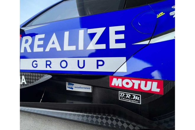 GT500クラスに参戦するKONDO Racingのリアライズコーポレーション ADVAN Z