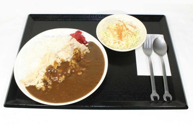 2023年4月8日〜5月7日まで提供される野尻智紀考案の新メニュー『豚しゃぶチーズカレー』