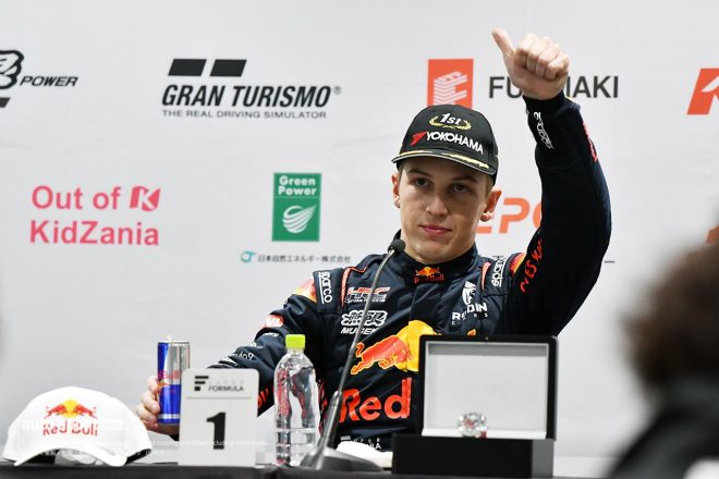 2023スーパーフォーミュラ第1戦富士を制したリアム・ローソン（TEAM MUGEN）