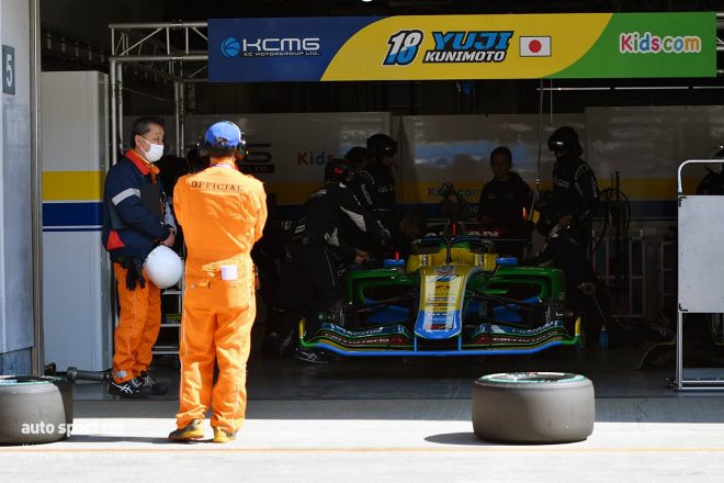 2023スーパーフォーミュラ第2戦富士　ダミーグリッドからガレージに戻された国本雄資（Kids com Team KCMG）の車両