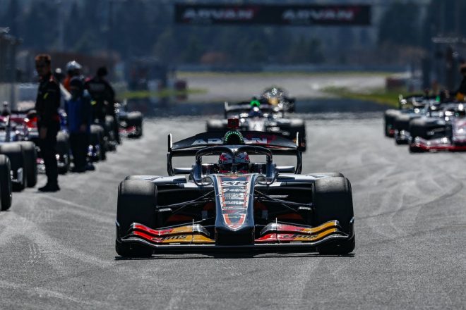 2023スーパーフォーミュラ第2戦富士　坪井翔（P.MU/CERUMO・INGING）