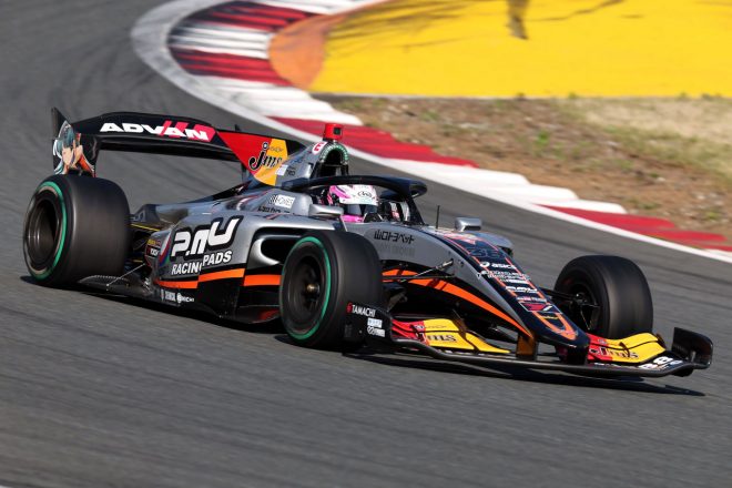 第2戦で2位表彰台を獲得した坪井翔(P.MU/CERUMO・INGING) 2023スーパーフォーミュラ第1戦&第2戦富士