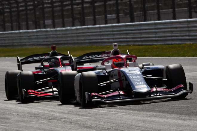 2023スーパーフォーミュラ第1戦＆第2戦富士　佐藤蓮（TCS NAKAJIMA RACING）と大湯都史樹（TGM Grand Prix）
