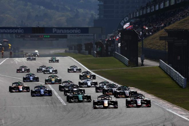 富士スピードウェイで行われた2023スーパーフォーミュラ第2戦　スタートシーン