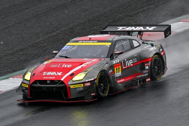 11　GAINER TANAX GT-R