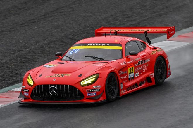 22　アールキューズ AMG GT3