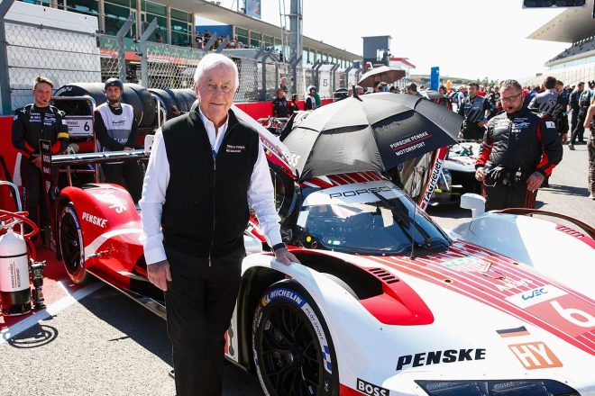 IMSA、インディカーと同開催の週末にもかかわらず、ペンスキー総帥のロジャー・ペンスキーもポルティマオに姿を見せた