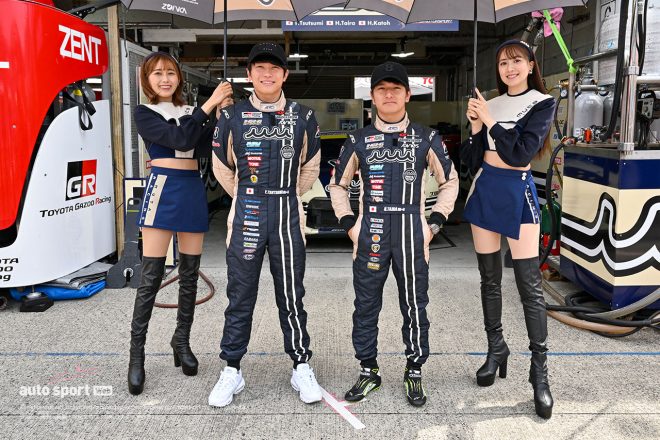 6-Aピット 2　muta Racing INGING 堤優威／平良響 レーシングスーツ：ARD muta racing fairies：後藤佑紀／瀬谷ひかる