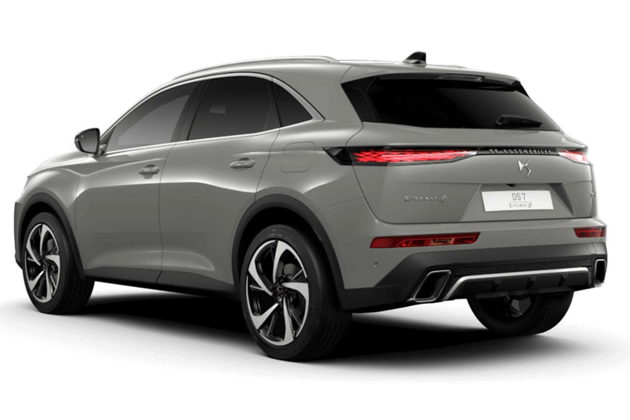 ボディカラーには新色のブルーサファイアと、グレー系統のグリラケを含む全5色が用意される