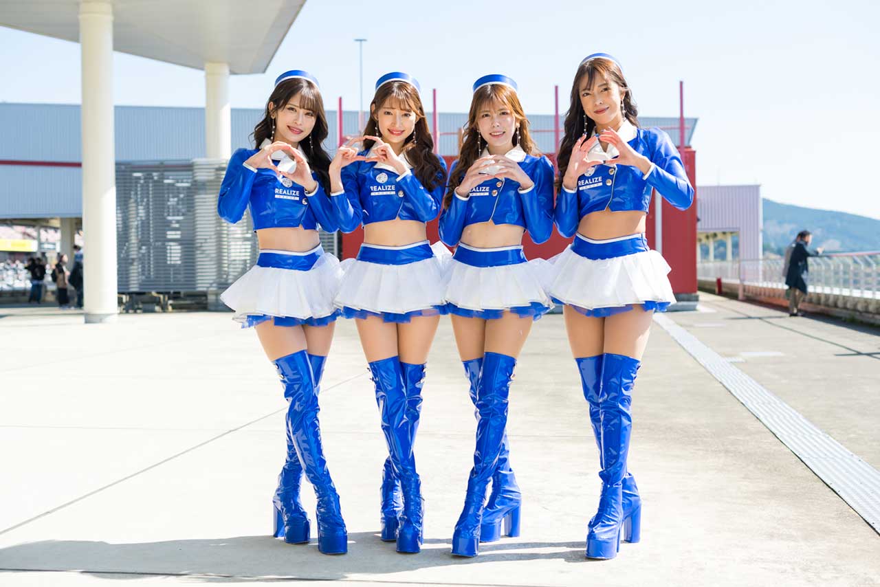 スーパーフォーミュラ鈴鹿戦を前に開幕戦に登場したレースクイーン19名を紹介