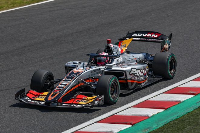 2023スーパーフォーミュラ第3戦鈴鹿　坪井翔（P.MU/CERUMO・INGING）