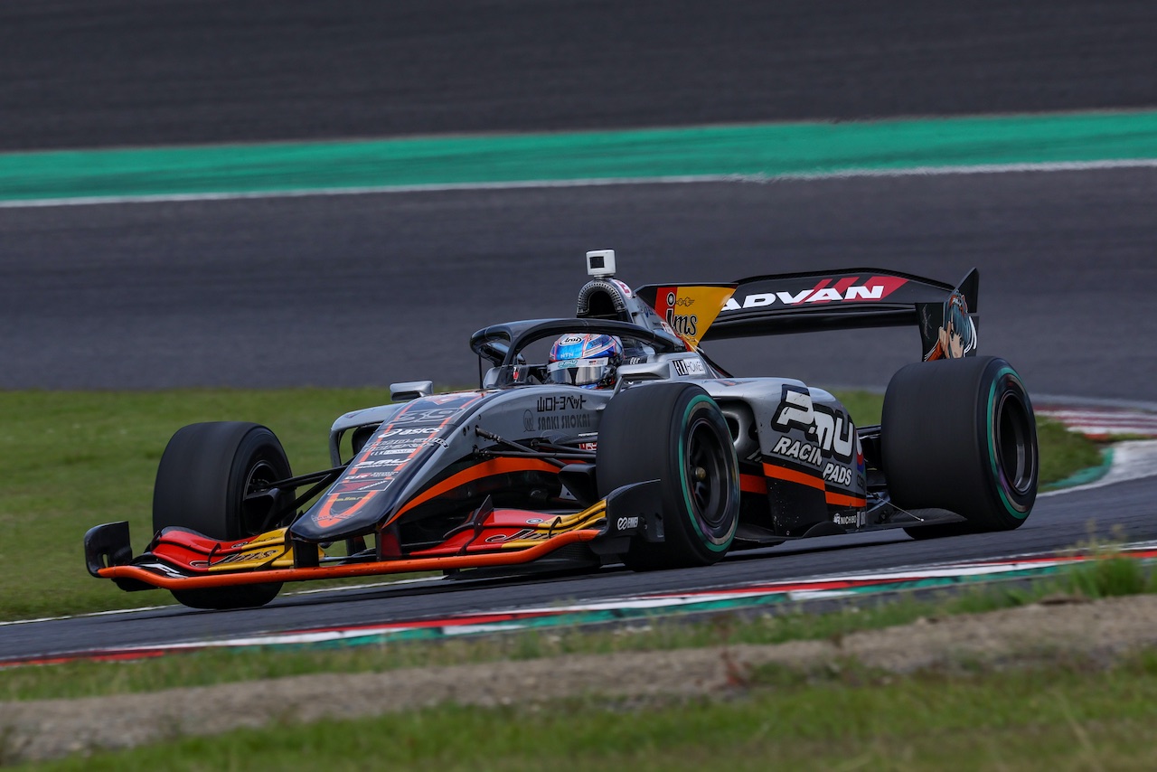 2023スーパーフォーミュラ第3戦鈴鹿　阪口晴南（P.MU/CERUMO・INGING）