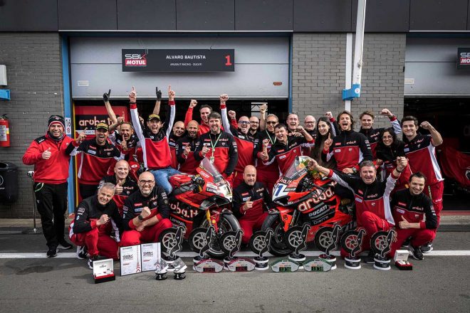 オランダラウンドでは、SBKでバウティスタが3勝、WSSでブレガが2勝を挙げたドゥカティ
