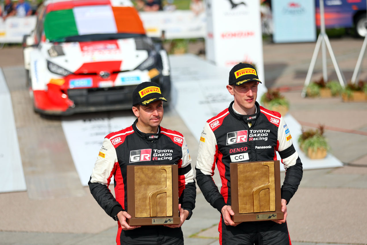 2023年WRC第4戦クロアチア・ラリーで優勝したエルフィン・エバンス（右）／スコット・マーティン組（トヨタGRヤリス・ラリー1）