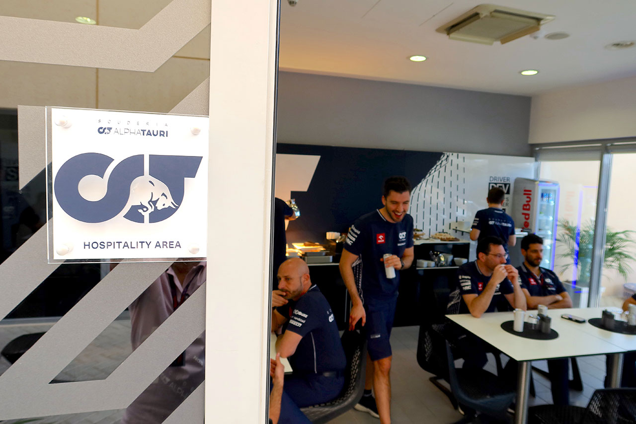 【F1ランチ探報：アルファタウリ編】