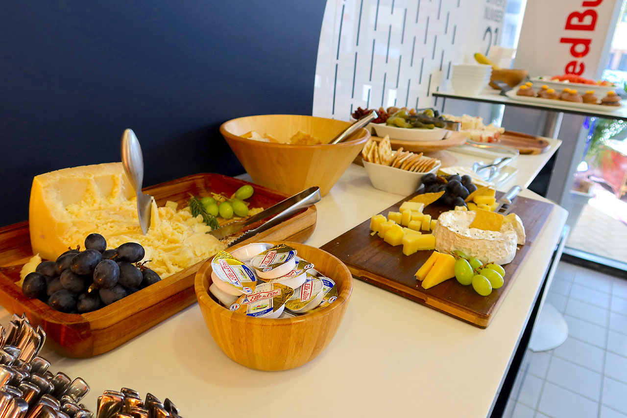 【F1ランチ探報：アルファタウリ編】