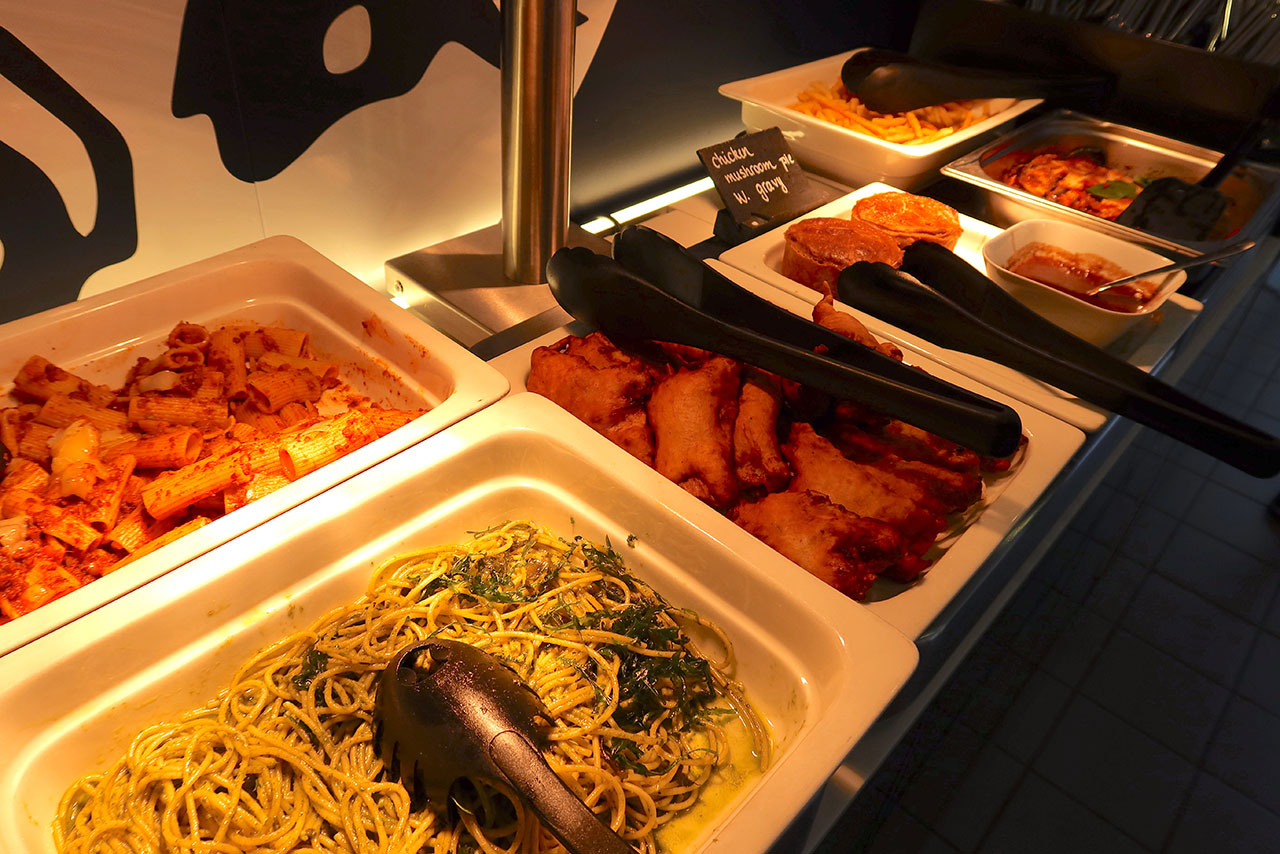 【F1ランチ探報：アルファタウリ編】