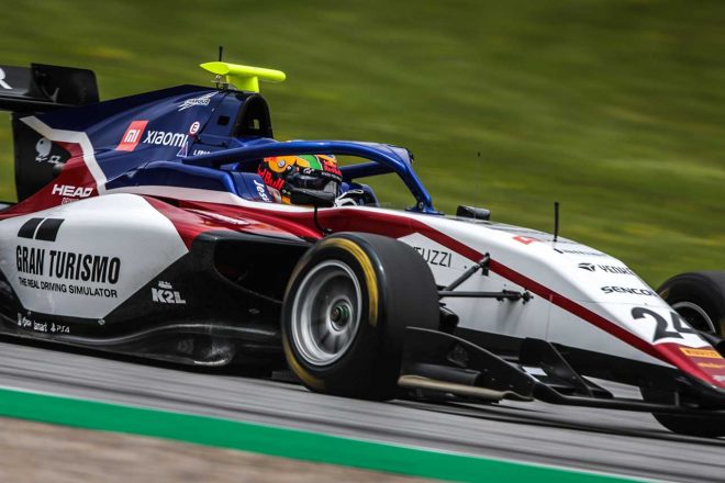 2020年のFIA F3に参戦したイゴール・オオムラ・フラガ