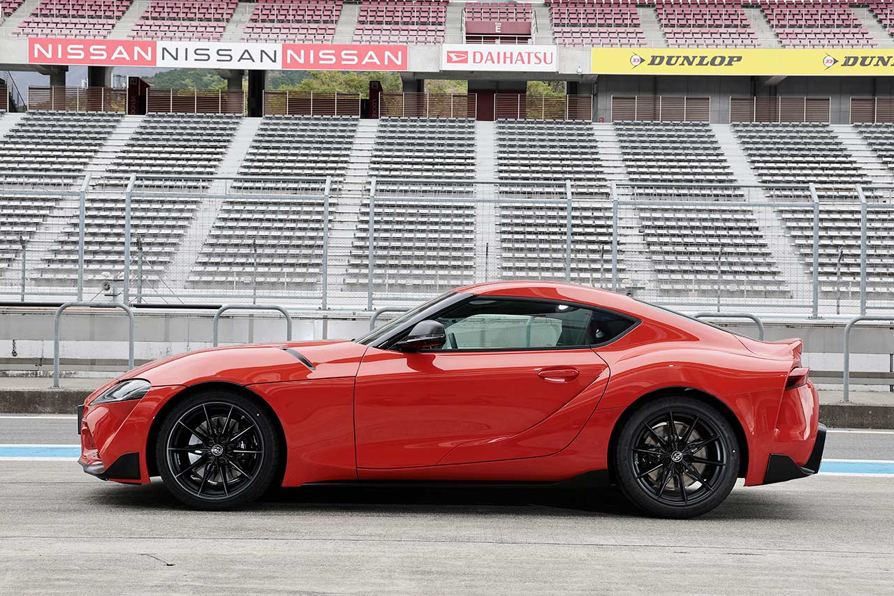 スープラ 特別仕様車 RZ "PLASMA ORANGE 100 Edition”