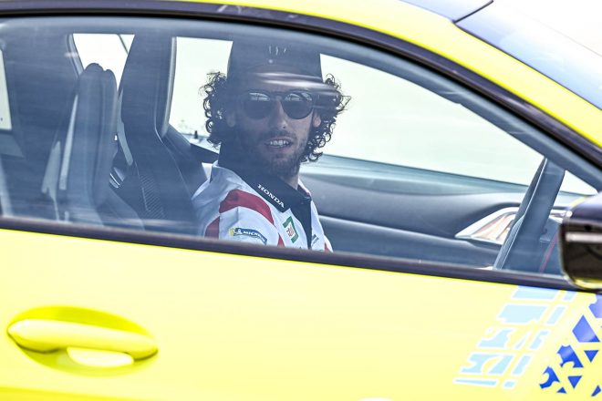 2023MotoGP第4戦スペインGPのイベントに参加したアレックス・リンス（LCRホンダ・カストロール）