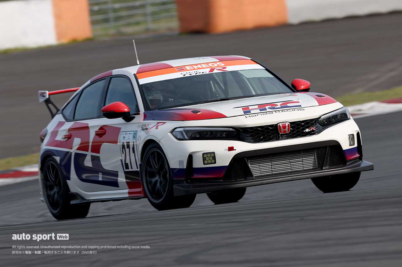 2023スーパー耐久富士公式テスト　CIVIC TYPE R CNF-R