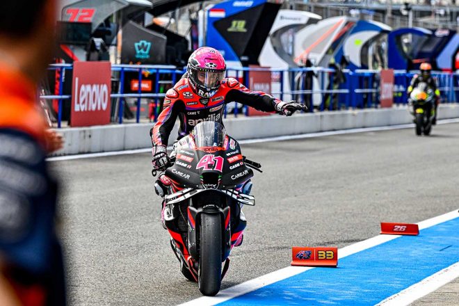 ポールポジションを獲得したアレイシ・エスパルガロ（アプリリア・レーシング）／2023MotoGP第4戦スペインGP