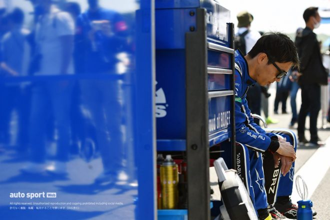スターティンググリッドのSUBARU BRZ R&D SPORT・山内英輝