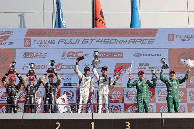 2023スーパーGT第2戦富士　GT300クラス表彰式の様子