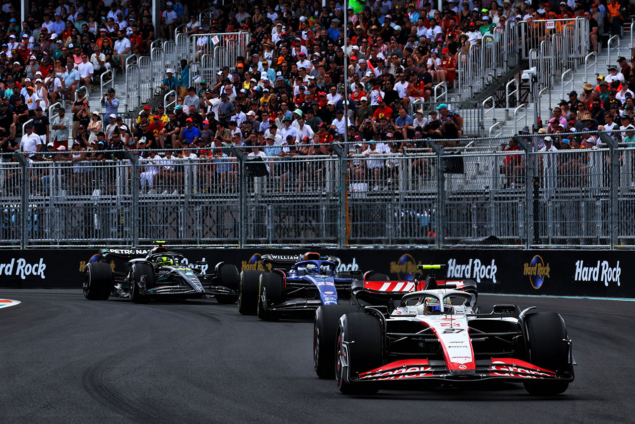 ニコ・ヒュルケンベルグ（ハース）