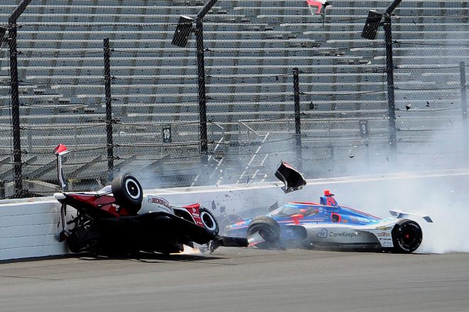 キャサリン・レッグとクラッシュを喫するステファン・ウィルソン