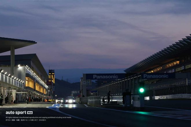 日没直後、または日の出直前となる『マジックアワー』でも幻想的な写真を撮影できる