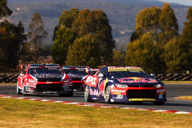 レッドブル・アンポル・レーシングの新鋭ブロック・フィーニー(トリプルエイト・レースエンジニアリング)がレース2を制し、今季3勝目