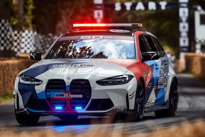 2022年のグッドウッド・フェスティバル・オブ・スピードで走行を行ったMotoGPのセーフティーカーBMW M3