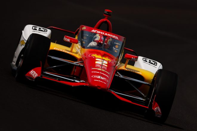 インディ500初勝利を挙げたジョセフ・ニューガーデン（チームペンスキー）