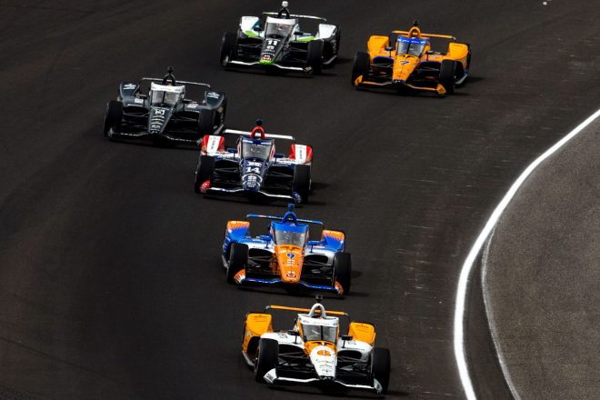 フェリックス・ローゼンクヴィスト（アロー・マクラーレン）、スコット・ディクソン（チップ・ガナッシ・レーシング）