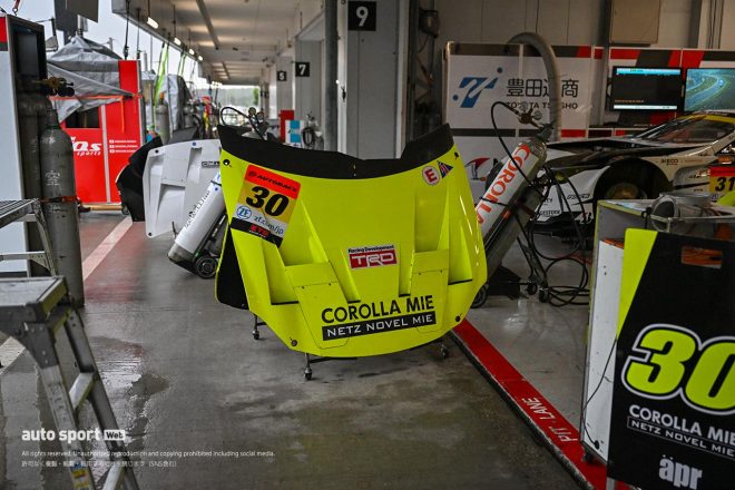 2023スーパーGT第3戦鈴鹿　apr GR86 GTのボンネット