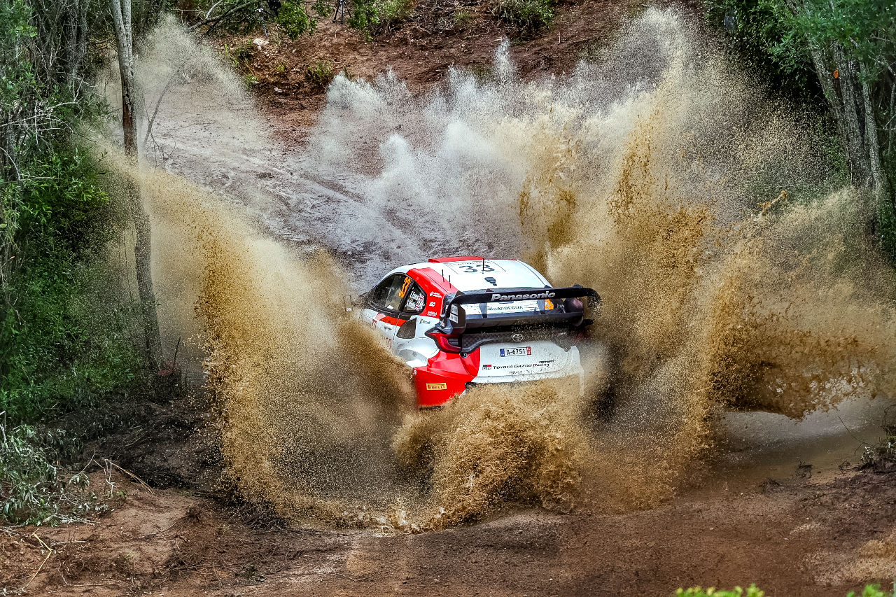 総合4位でフィニッシュしたエルフィン・エバンス／スコット・マーティン組（トヨタGRヤリス・ラリー1）　2023年WRC第6戦ラリー・イタリア・サルディニア