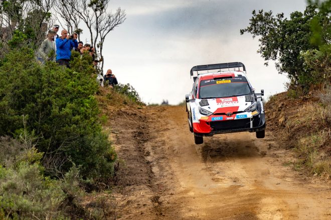 セバスチャン・オジエ/ヴァンサン・ランデ組(トヨタGRヤリス・ラリー1) 2023年WRC第6戦ラリー・イタリア・サルディニア