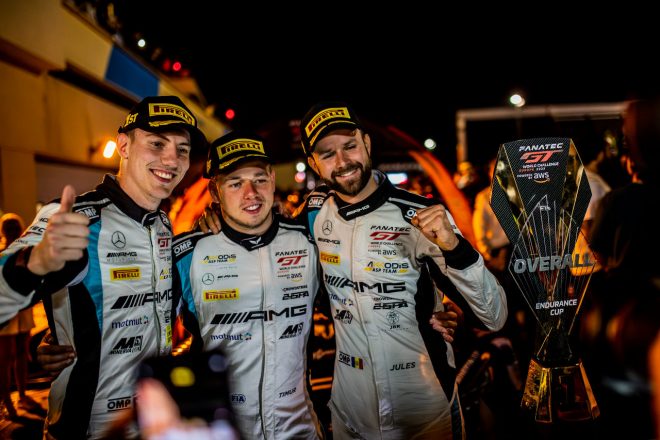 GTWCヨーロッパ第3戦ポール・リカールを制したアコーディスASPチーム。左からラファエル・マルチェッロ、ティムール・ボグスラフスキー、ジュール・グーノン