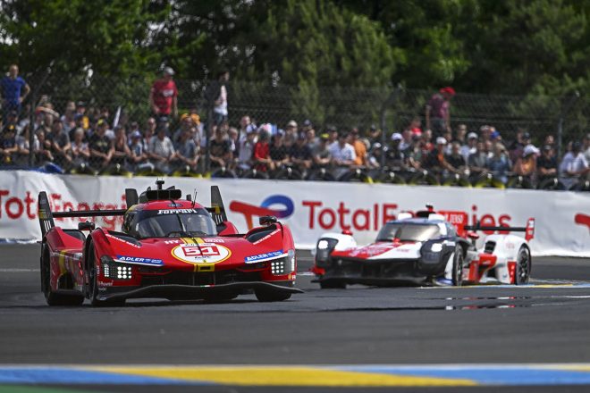 2023年WEC第4戦／第91回ル・マン24時間　18時間経過時点でトップを走る51号車フェラーリ499P