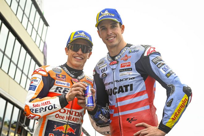 予選2番手を獲得したマルク・マルケス（レプソル・ホンダ・チーム）と3番手を獲得したアレックス・マルケス（グレシーニ・レーシングMotoGP）／2023MotoGP第6戦イタリアGP