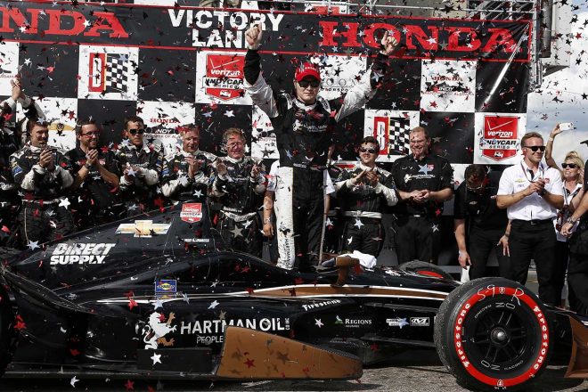 2015年シーズン第4戦のバーバー・モータースポーツ・パークでインディカー初優勝