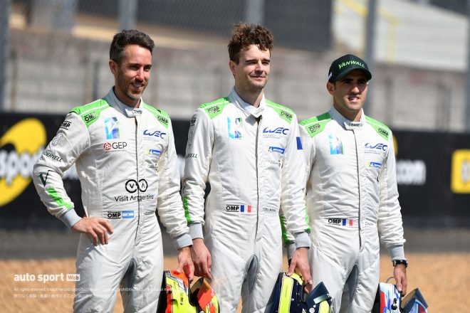 2023年のル・マン24時間に出場した、ヴァンウォール・バンダーベルLMHの（左から）エステバン・グエリエリ、トム・ディルマン、トリスタン・ボティエ
