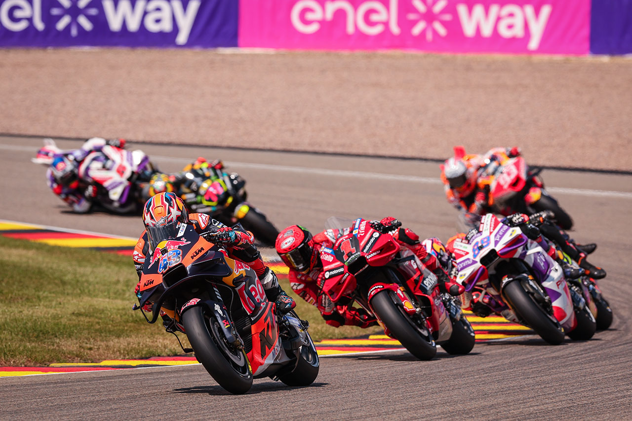 先頭集団の争い／2023MotoGP第7戦ドイツGP スプリント