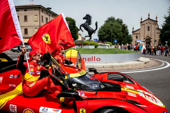 アントニオ・フォコ／ミゲル・モリーナ／ニクラス・ニールセン組50号車フェラーリ499P（2023年ル・マン24時間ポールポジション獲得マシン）