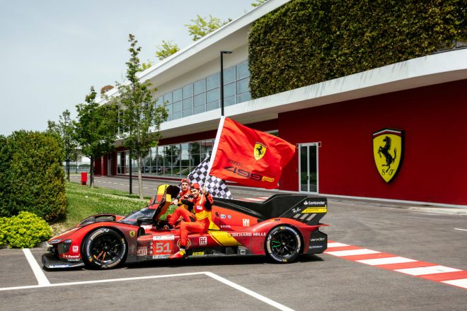 アレッサンドロ・ピエール・グイディ／ジェームス・カラド／アントニオ・ジョビナッツィ組51号車フェラーリ499P（2023年ル・マン24時間優勝マシン）