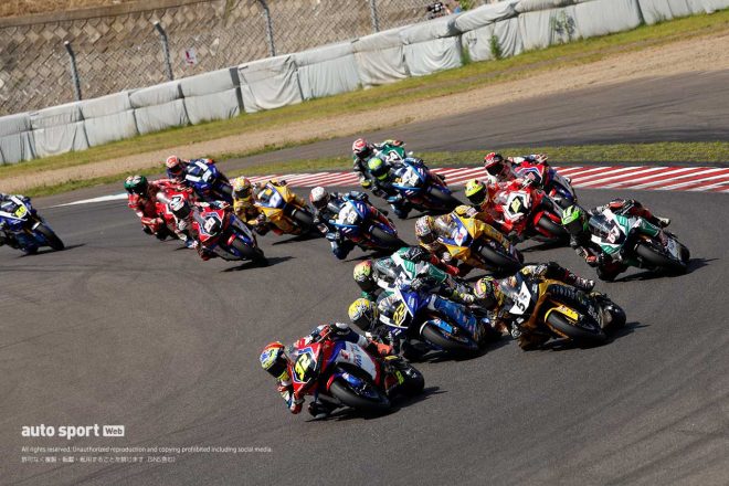 2023FIMアジアロード第3戦日本ラウンド SS600 レース2 スタートシーン