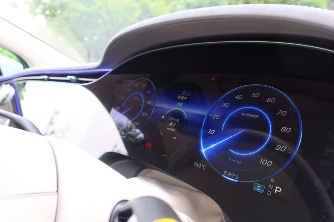 メルセデス・ベンツ『EQS 450 4MATIC SUV』