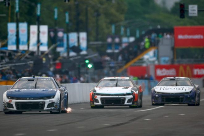 「彼は16周ほど良いタイヤを履いていた。まさにワールドクラスのレーサー。とても正確で、とてもスムーズだった」と2位惜敗も相手を賞賛のジャスティン・ヘイリー（カウリグ・レーシング／シボレー・カマロ）